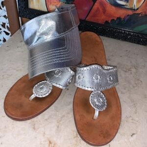 (SOLD) 😀👏Jack Rogers Silver Sandals Size 10
